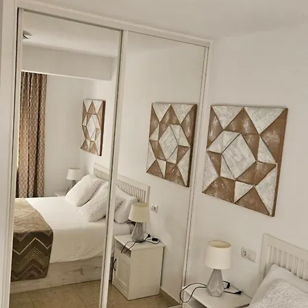 Centrico Seaside Apartament *