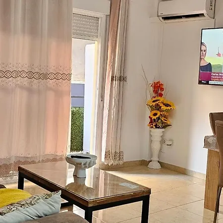 Centrico Seaside Apartament